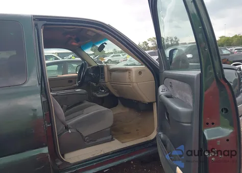 2001 Chevrolet Silverado 1500 Ls из США, поврежденный, VIN 1GCEK19V51E146838